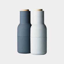 Load image into Gallery viewer, Iron Kettle